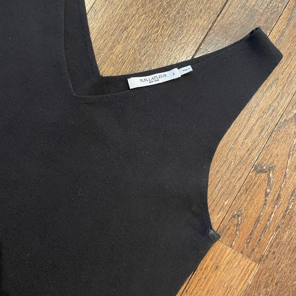MM Lafleur Black V-Neck Knit Sleeveless Top Size Small Tank Top - Picture 3 of 6